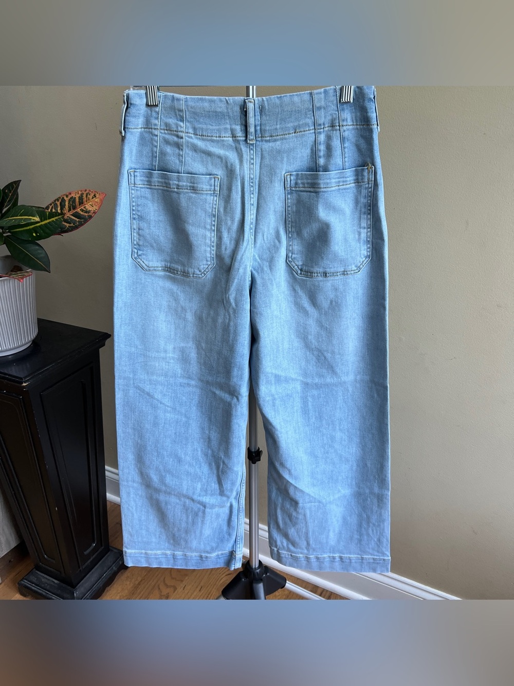NEW Anthropologie Maeve Colette High-Rise Wide-Leg Cropped Jeans Lightwash Sz 30 - Picture 4 of 12